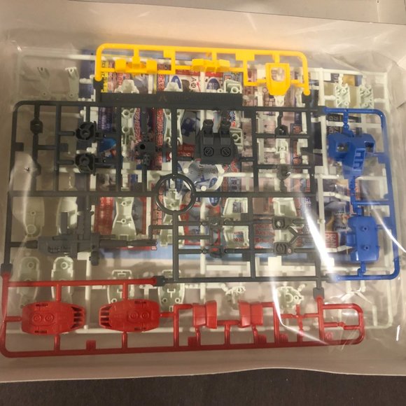 GUNPLA RX-78-2 Gundam Building Experience VER. 1/144 Model Kit Figure A7 -BANDAI - Picture 5 of 7